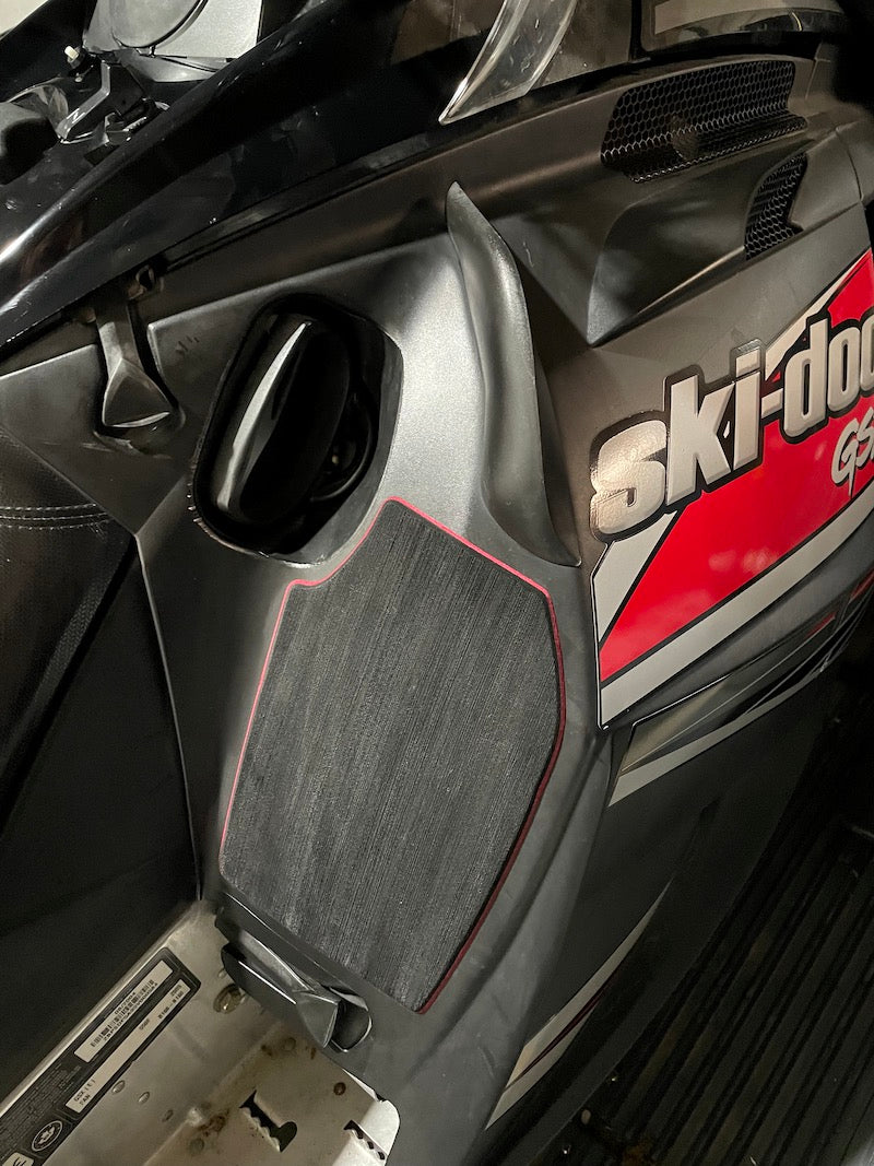 Knee Guards - Ski-doo REV